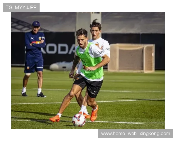 瓦伦西亚前场推进逐渐掌控整体进攻节奏 瓦伦西亚前场推进逐渐掌控整体进攻节奏