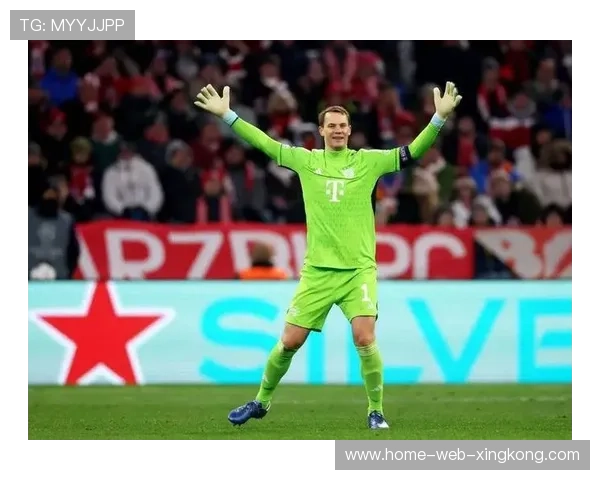 拜仁诺伊尔开荒手抛助攻前锋得分创造奇观